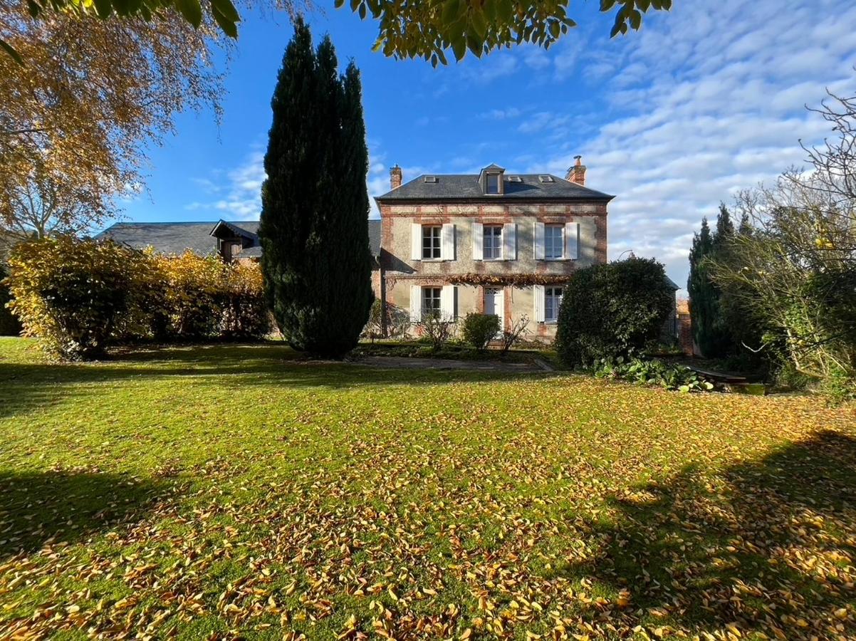 B&B La Rivière-Saint-Sauveur - ‘L’ éditeur’ - Maison de Maître Honfleuraise. - Bed and Breakfast La Rivière-Saint-Sauveur