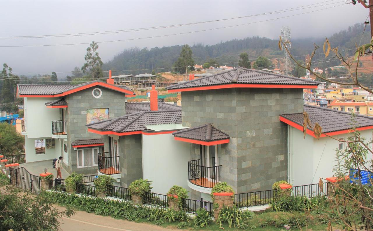 Two Seas Residence - B&B