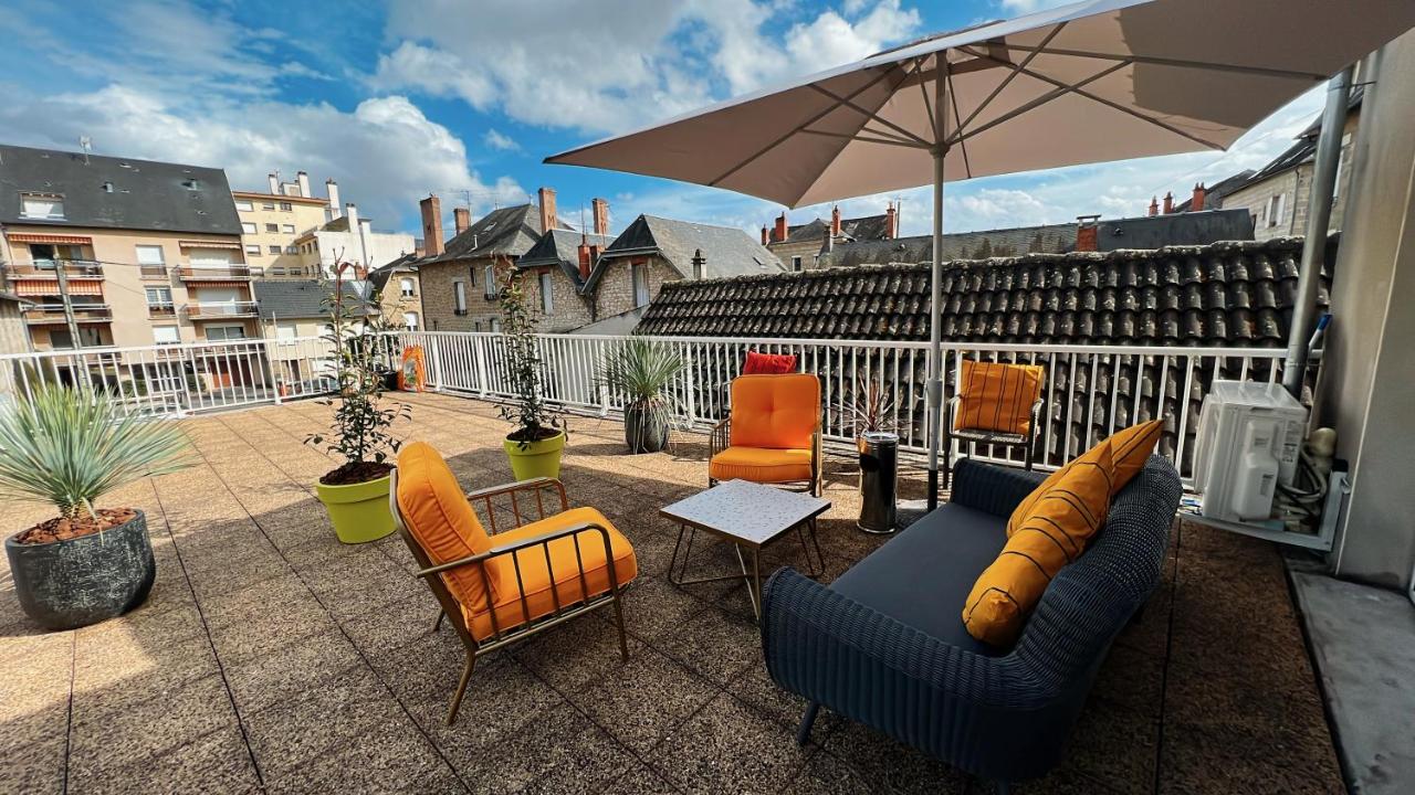 Accueillant T2 rénové clim centre ville terrasse - Bed and Breakfast