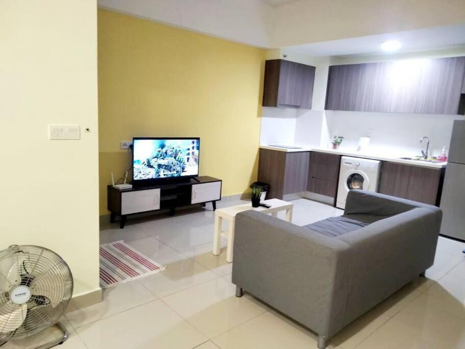 HB2103- Cyberjaya- WiFi- Netflix-Parking, 3046 - Bed and Breakfast