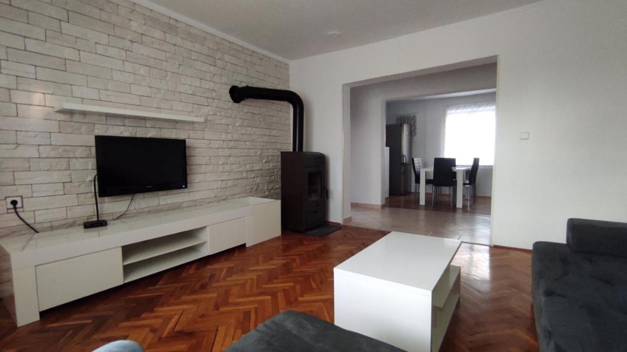 Apartman Dominik - B&B