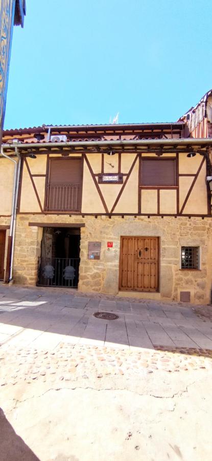Apartamentos Ca' tio Celso - Bed and Breakfast