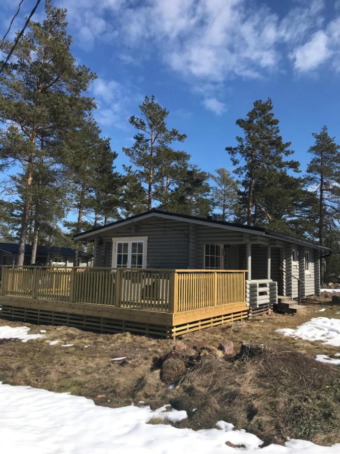 Bastöstugby stuga 17 - B&B