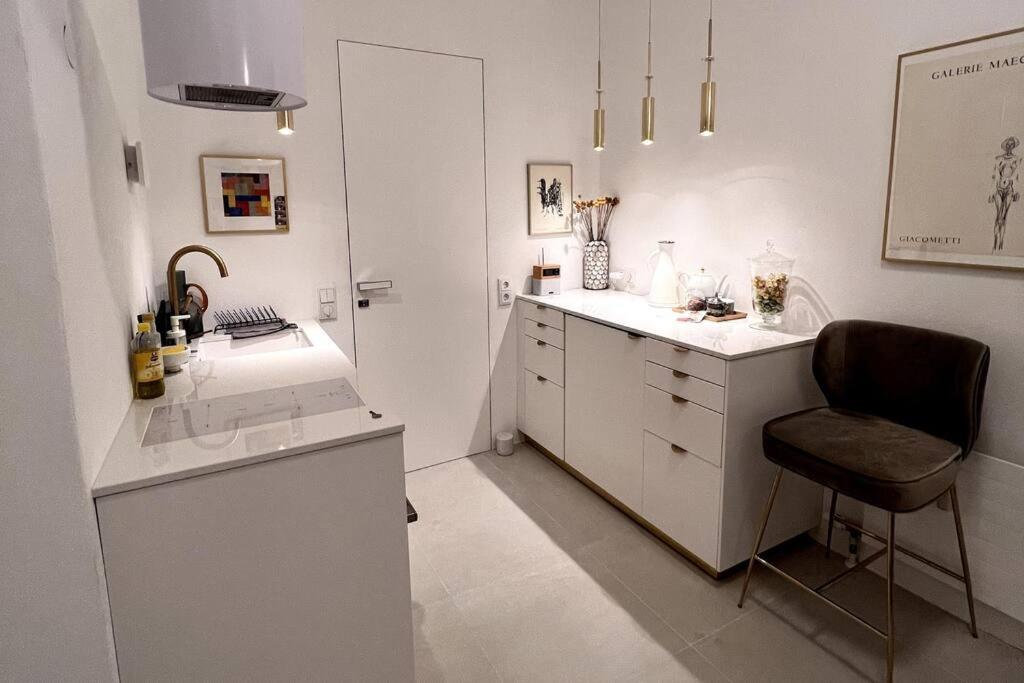 Exclusive apartement in historic center - Ferienwohnung