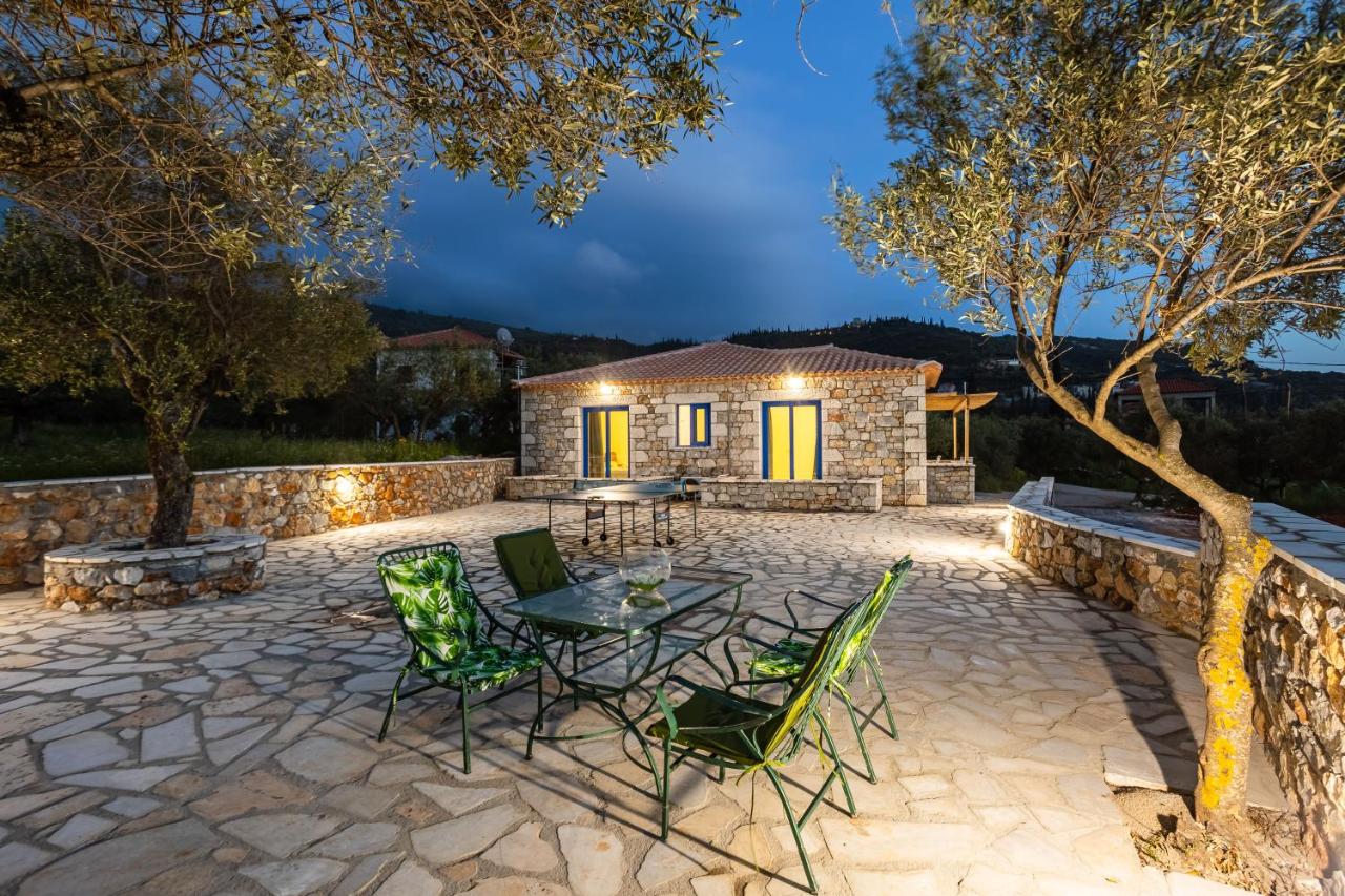 MANI HOLIDAY HOUSE - Ferienwohnung