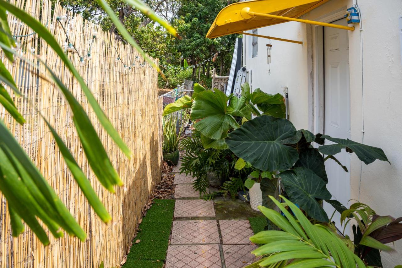 Tropical Cottage in Prime Airport Area - Chambres d’hôtes Miami