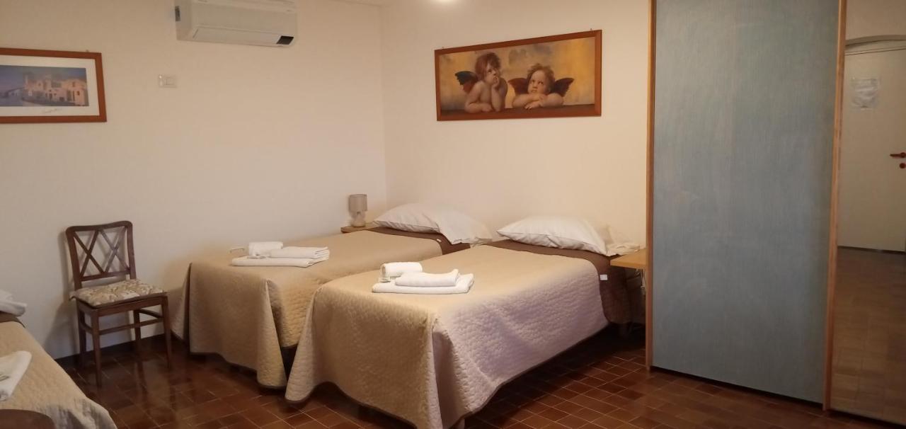 Triple Room with Private External Bathroom
