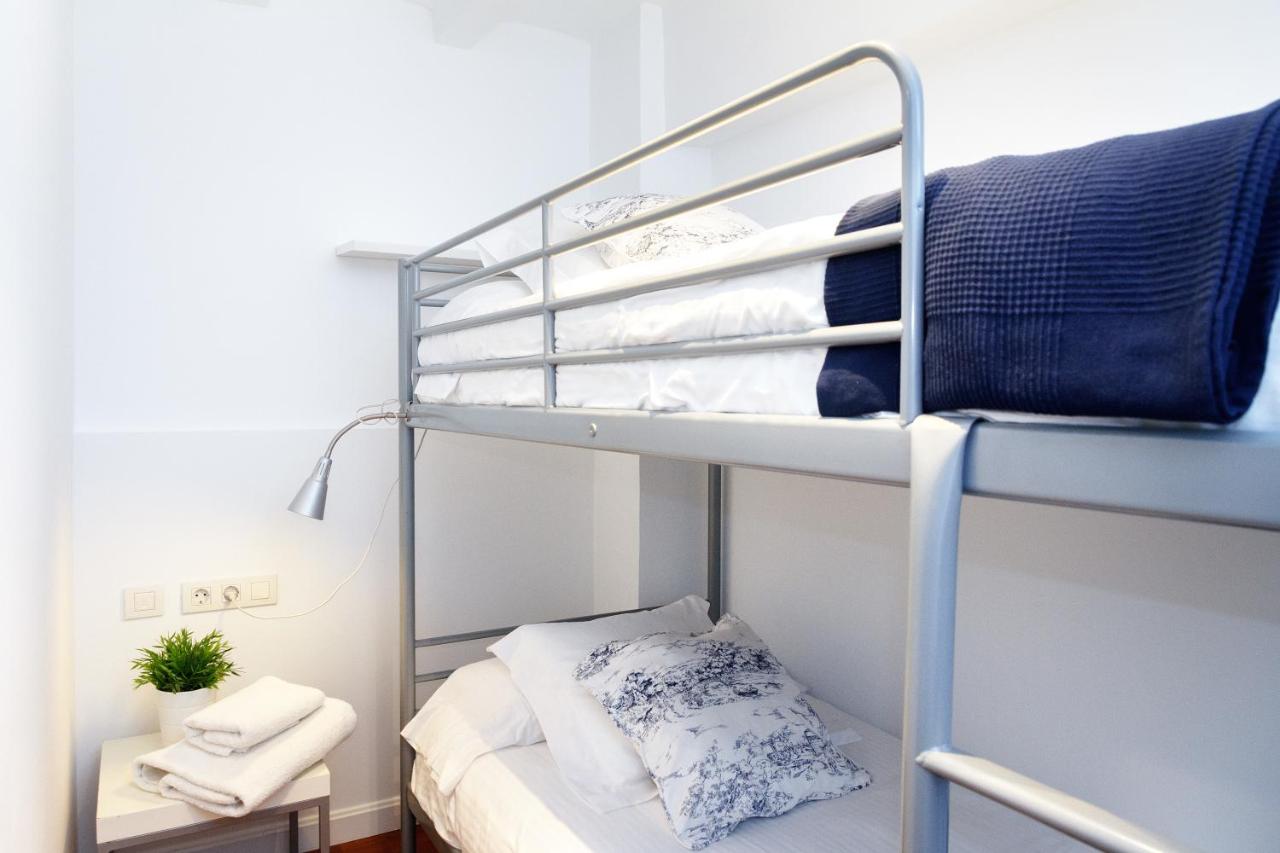 Two-Bedroom Family Apartment - Passatge Maiol Street