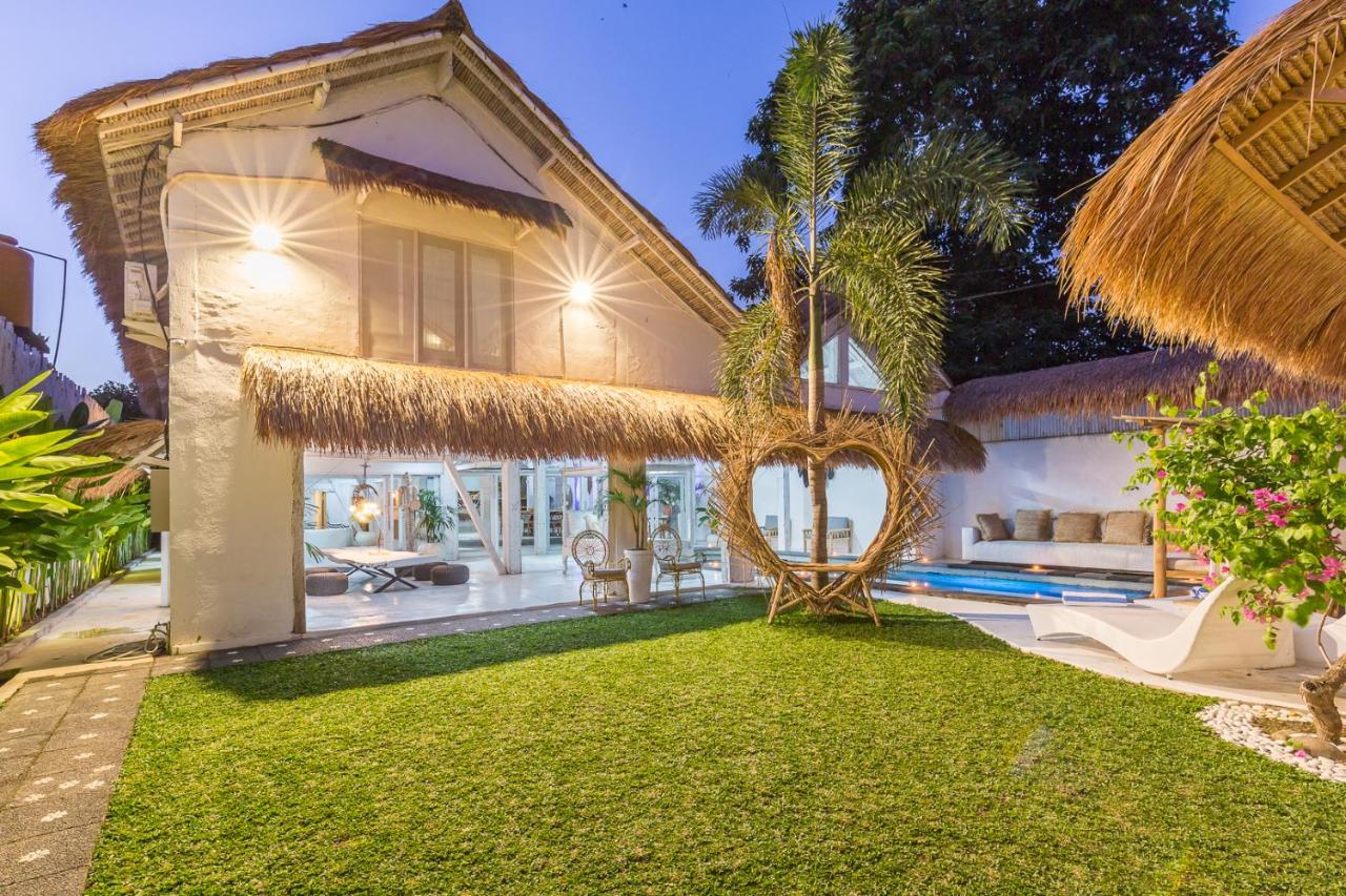 Azur Villa Cemagi - B&B Mengwi