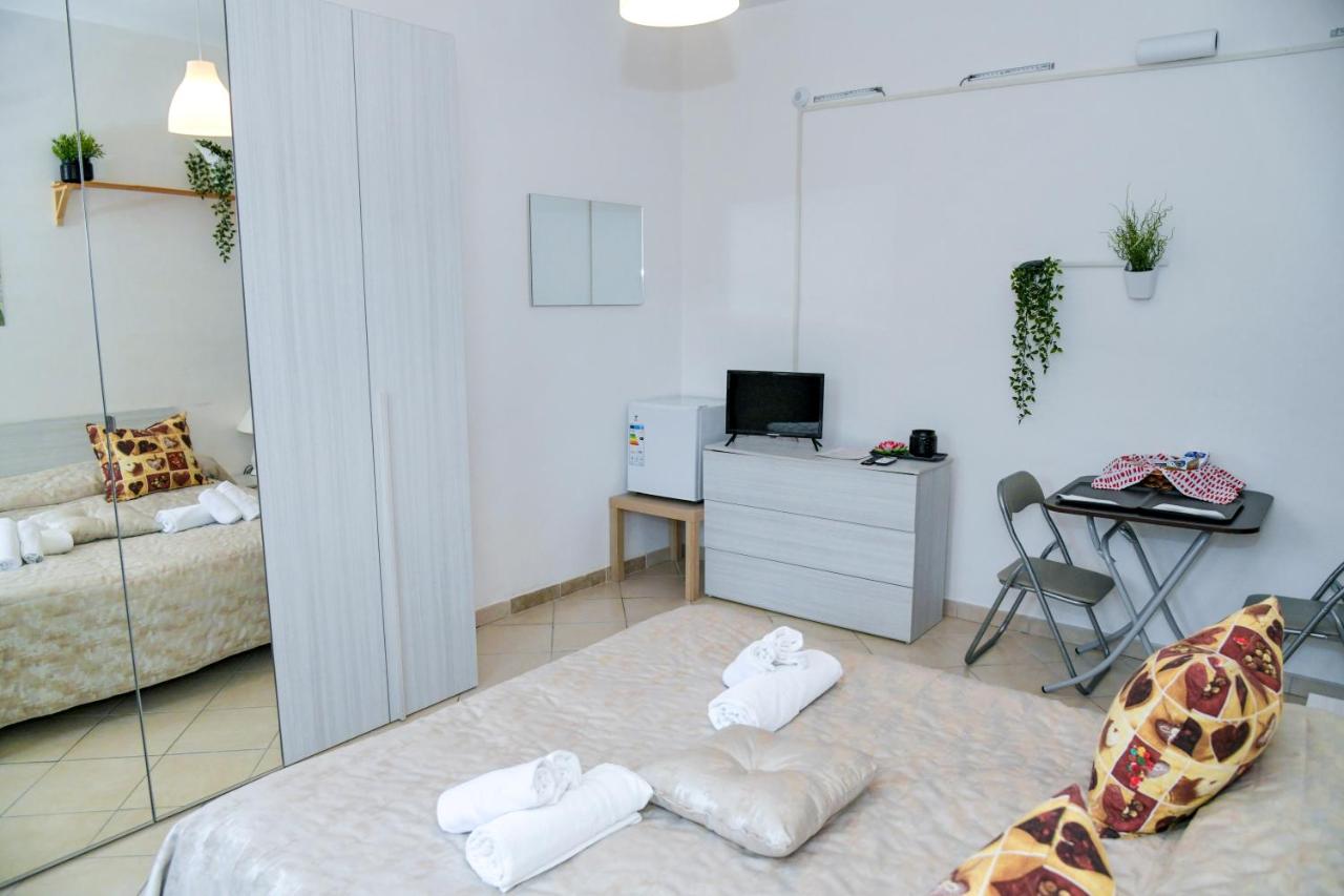 Camera Matrimoniale con Bagno Privato