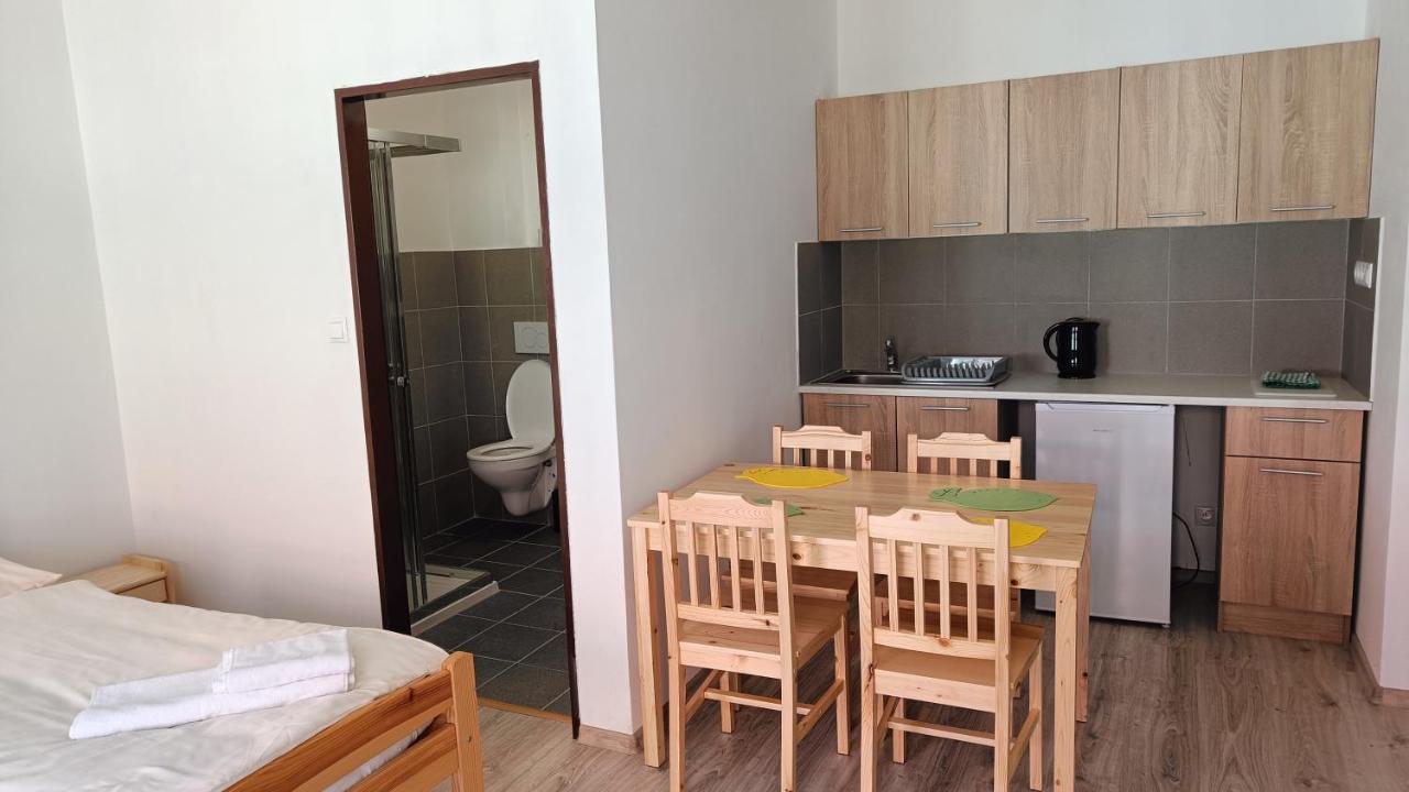 Camera Standard Doppia con Letti Singoli