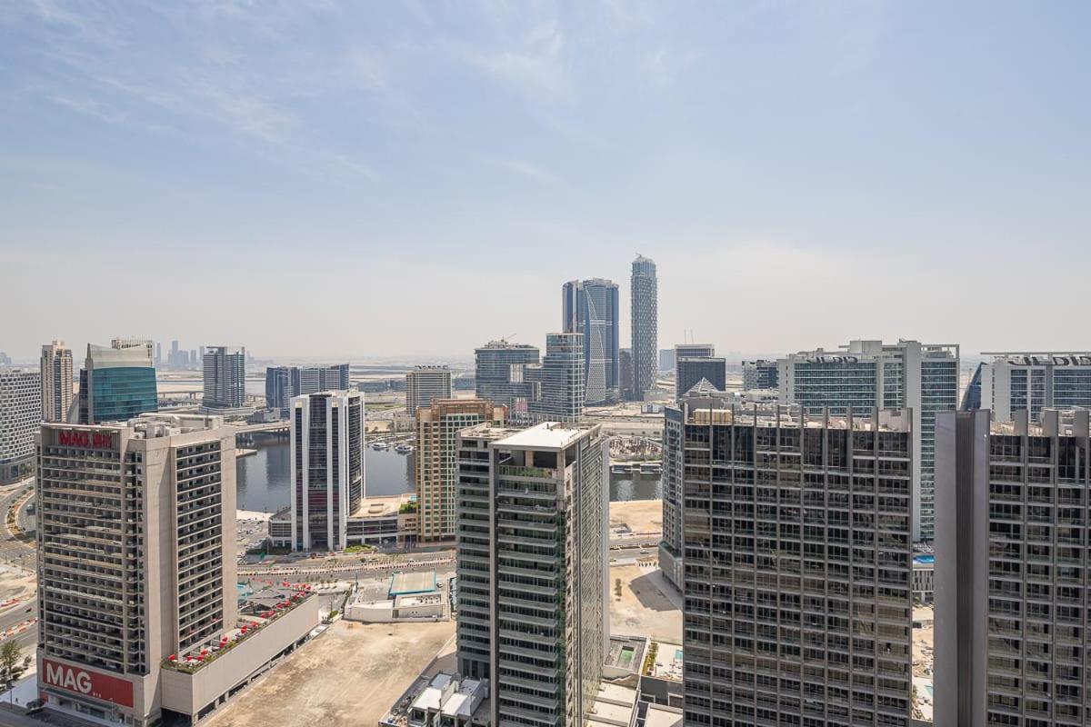 Frank Porter - Burj Views Tower A - Ferienwohnung Dubai