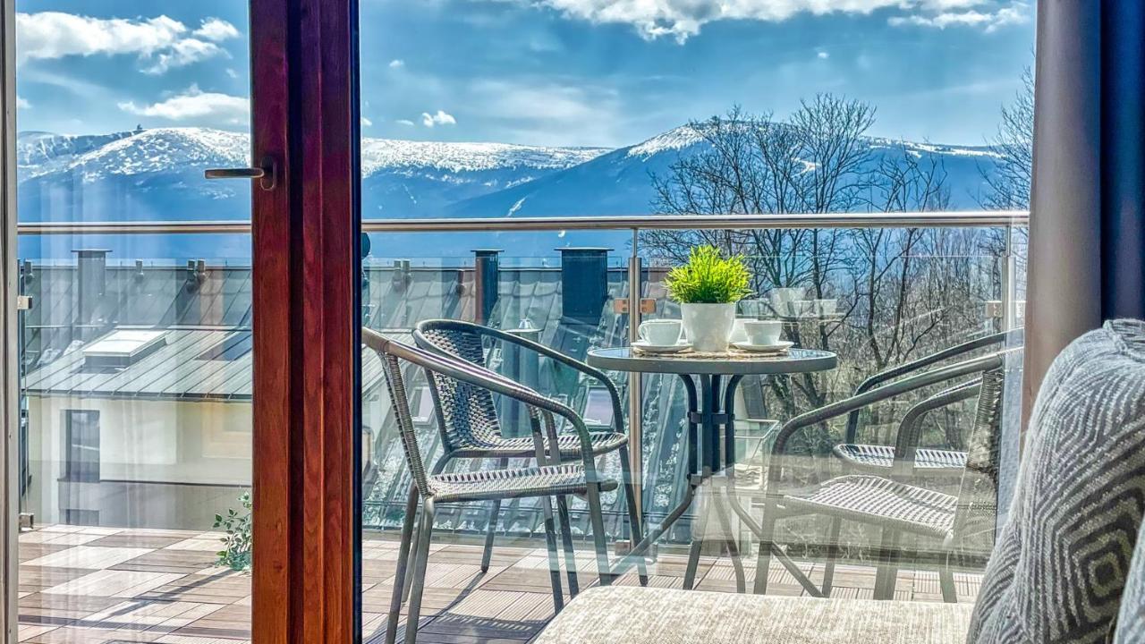 Apartamenty ROYAL APARTS Widok 800 - z panoramą gór - B&B