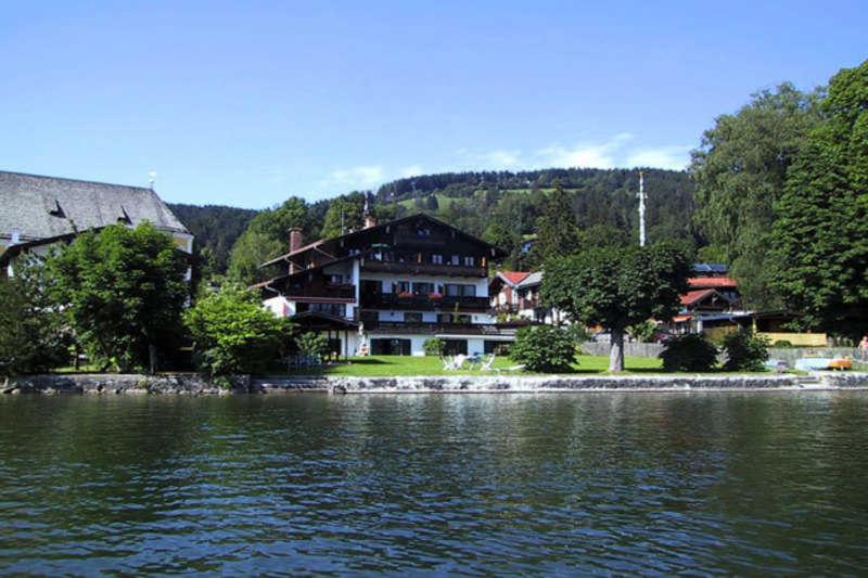 B&B Schliersee - Ferienwohnungen am See _ Hinterseer - Bed and Breakfast Schliersee