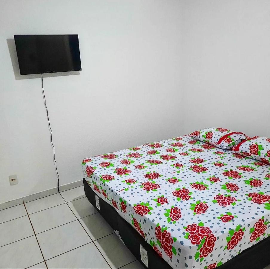 B&B Uberlândia - POUSADA ROSA BRANCA - Bed and Breakfast Uberlândia