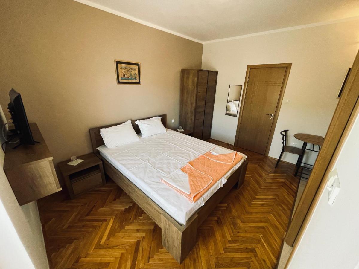 B&B Ðenovići - Apartments Near Portonovi - Bed and Breakfast Ðenovići