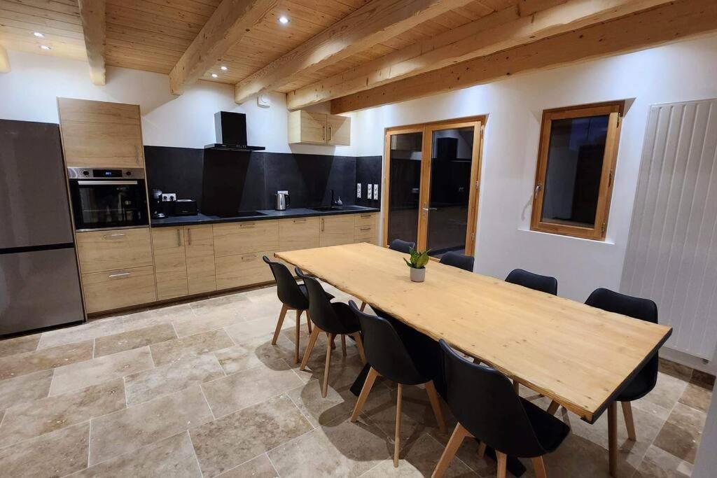 Domaine Le Manoir, bain nordique privé, vue Mont-Blanc - B&B Mercury