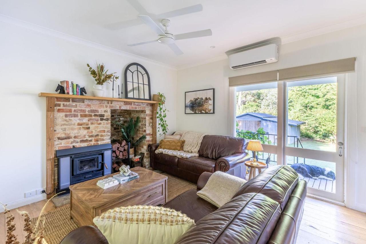 Myrtle Creek Cottage - Bed and Breakfast Myrtleford