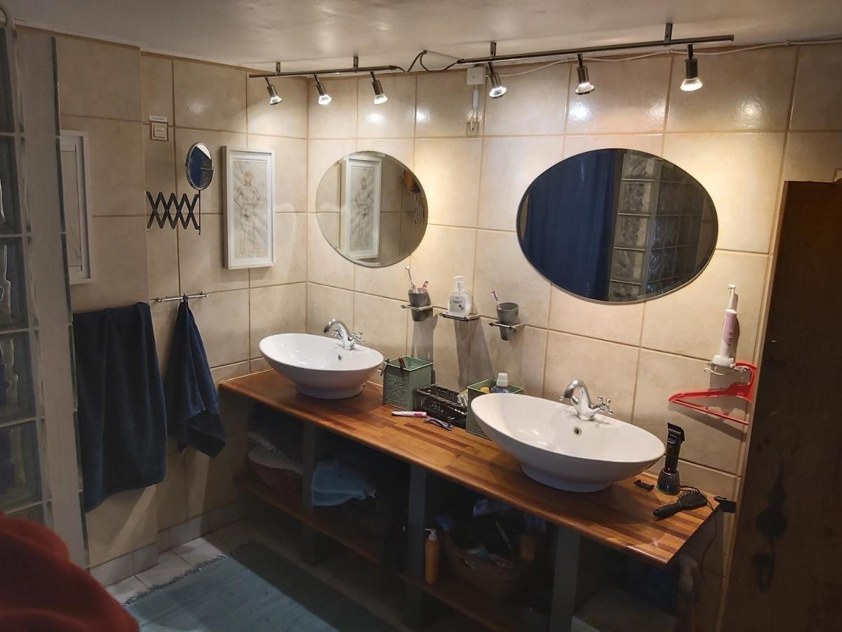 Twin Room - Ground Floor
