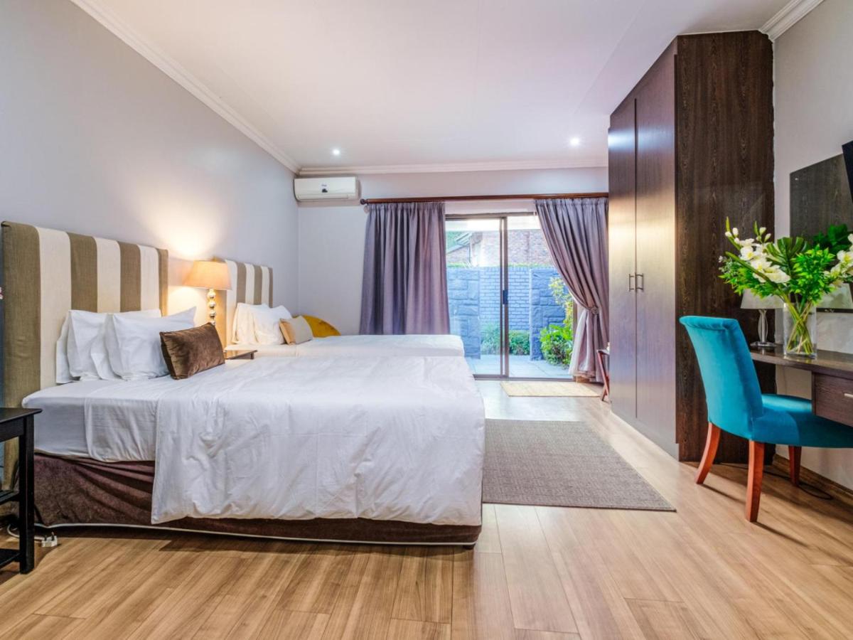 Luxury Twin Room