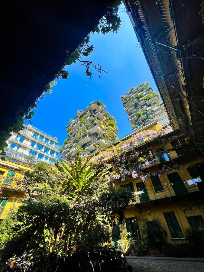 tHE Mundial Studio - Bosco Verticale View - B&B