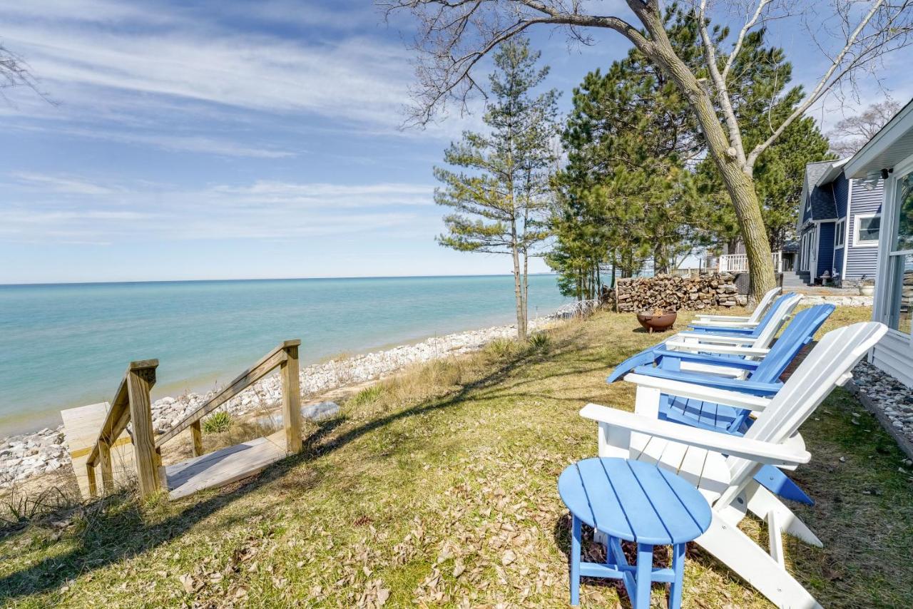 B&B Mears - Sunny Mears Vacation Rental with Private Beach! - Bed and Breakfast Mears