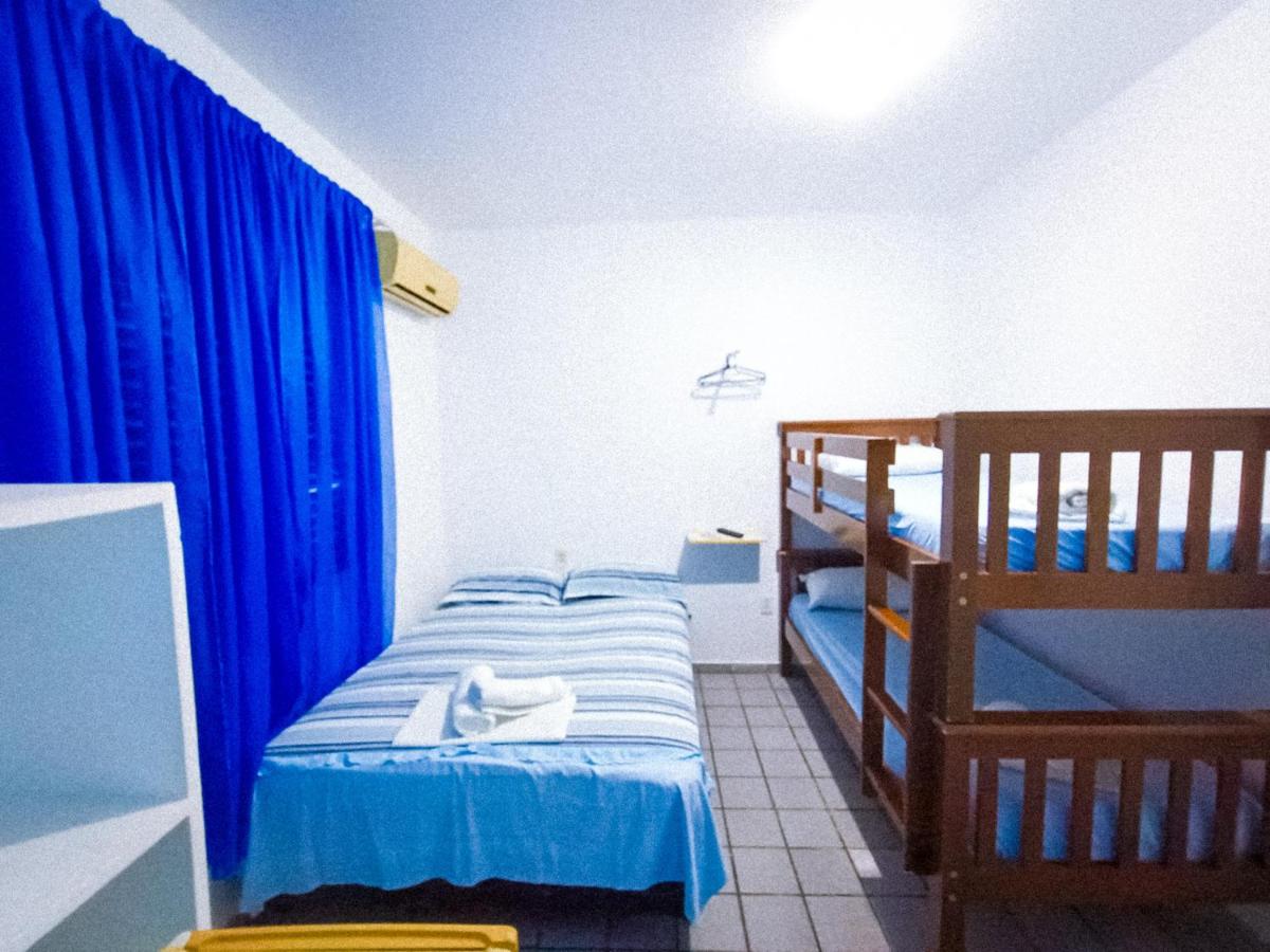 Camera Quadrupla Economy