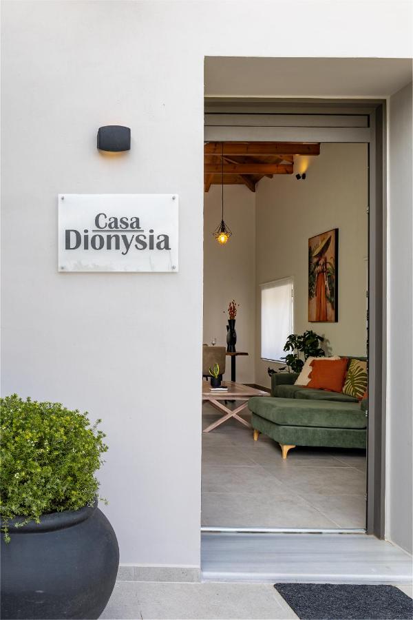 Casa Dionysia - New Lux 2Br with Jacuzzi near Maleme Beach - Ferienwohnung Máleme