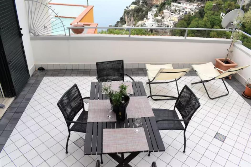 Chez Angelina - De Vivo Realty Positano - B&B Positano