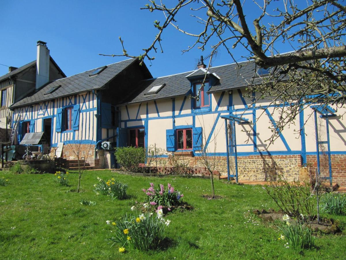 B&B Rosay-sur-Lieure - La Roseraie du Prieure - Bed and Breakfast Rosay-sur-Lieure