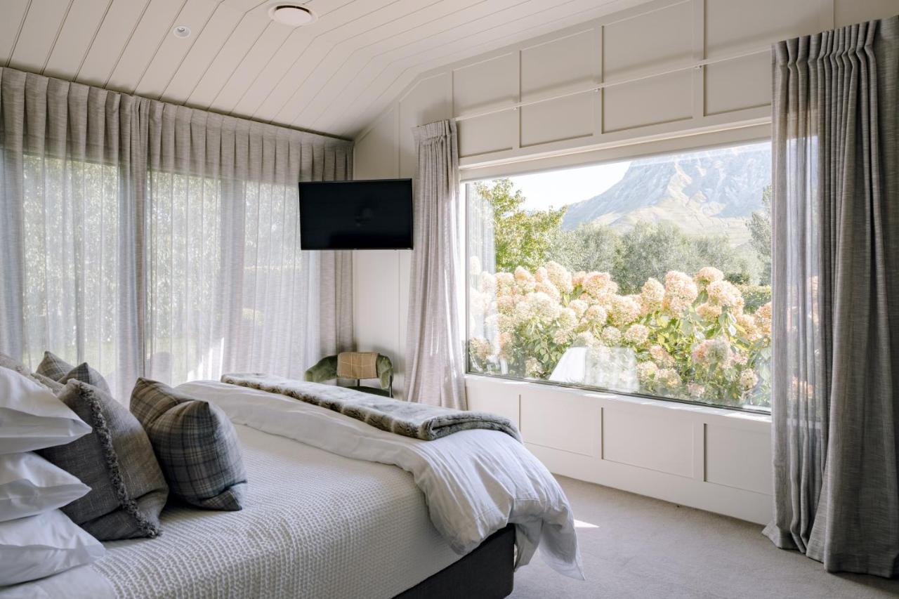 Luxury Two-Bedroom Lodge