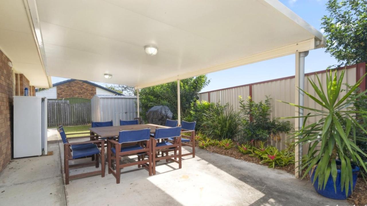 B&B Banksia Beach - Pet Friendly Home Away From Home - Bed and Breakfast Banksia Beach