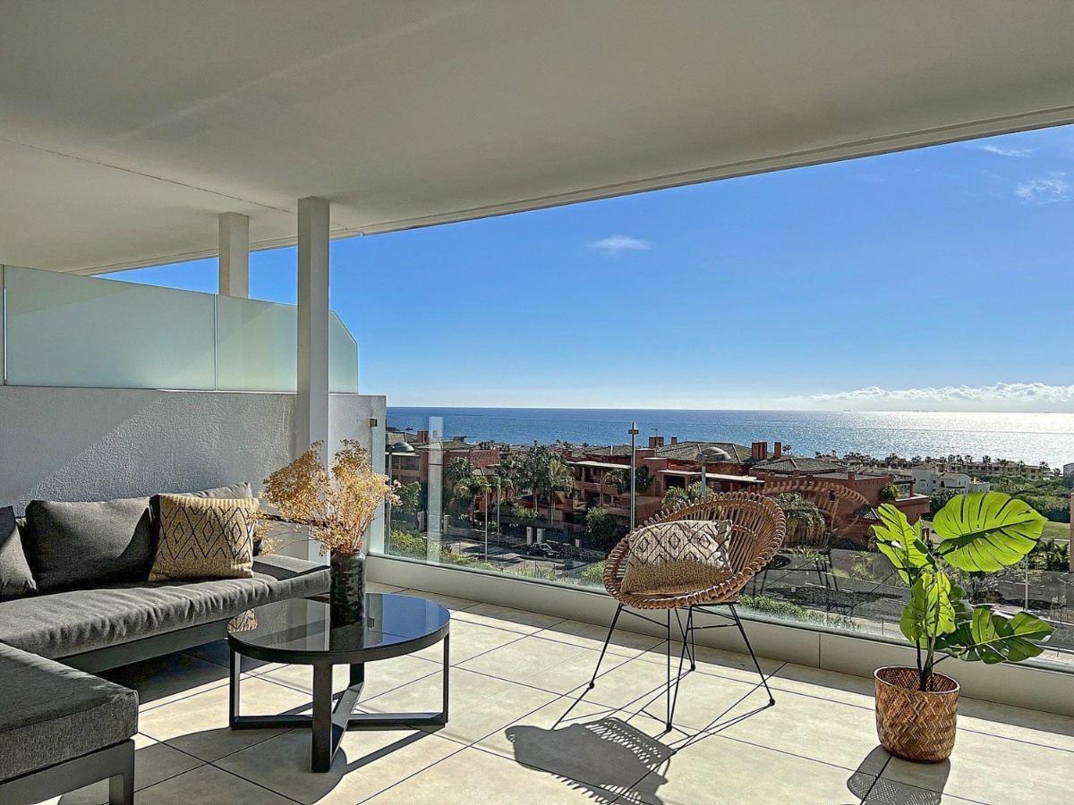 Via Celere 2332 Luxury Sea View Apartment - B&B Casares