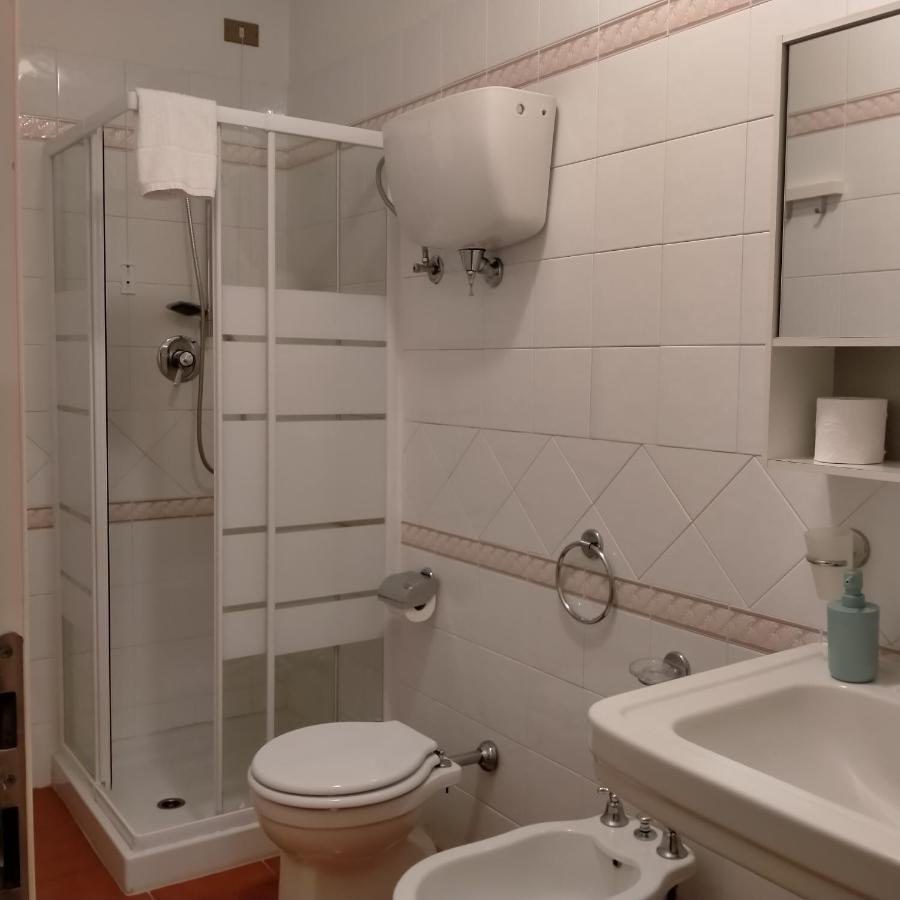 Appartamento con doccia