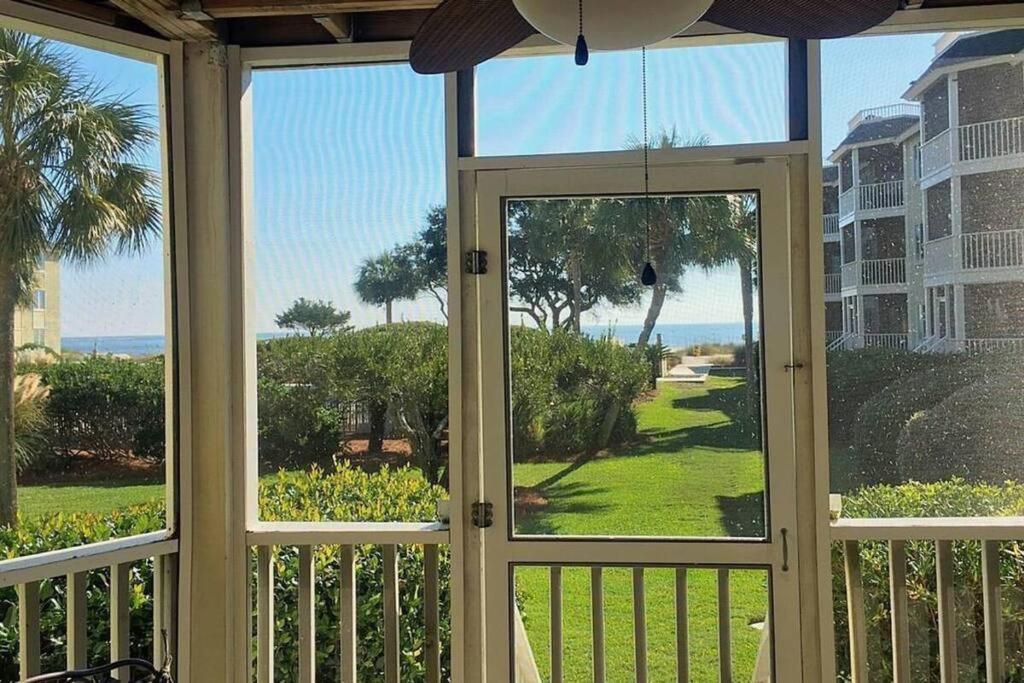 Port O' Call D101 - Beach & Pool Lovers Dream! 1st Floor! - B&B