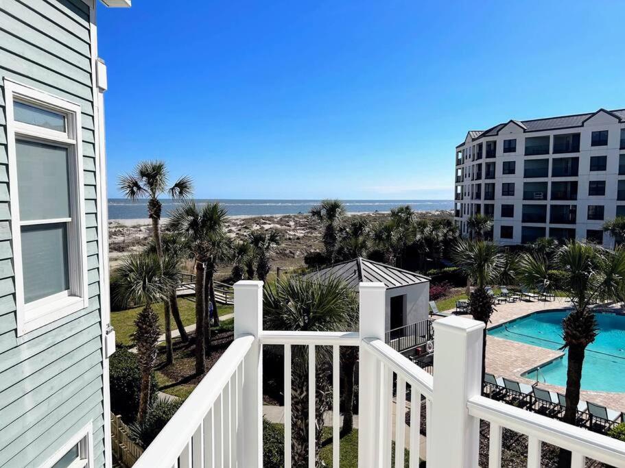 3 Summer Dunes - Classic Ocean View Beach House! - B&B