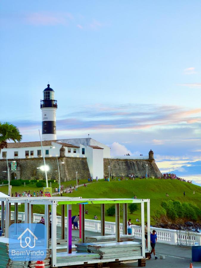 Apartamento completo em frente ao Farol da Barra - B&B