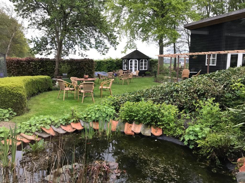 Bêd en Brochje de Hollen - B&B
