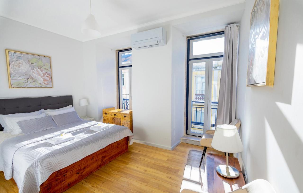 Apartamento con balcón