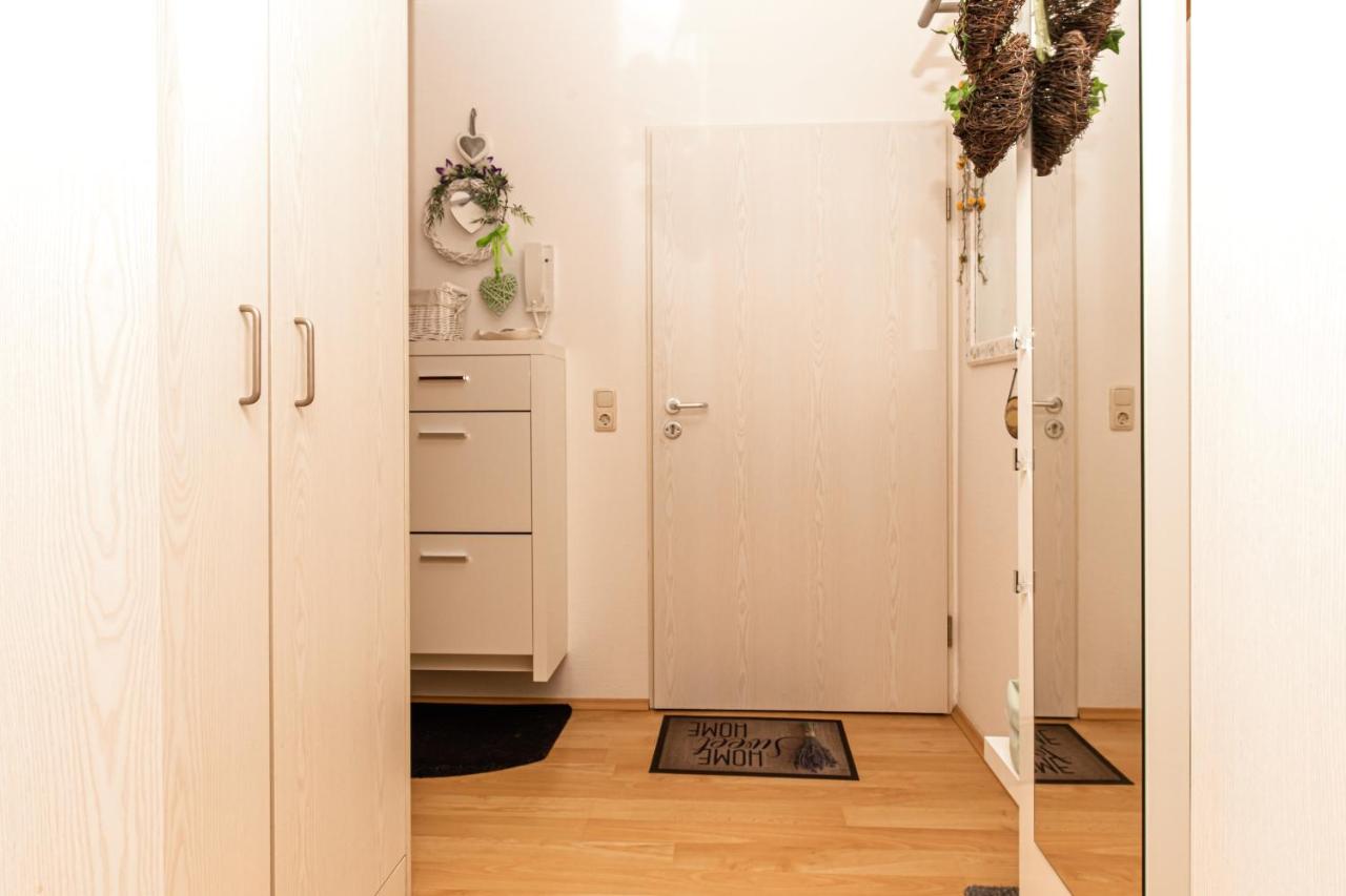 Apartment mit Balkon