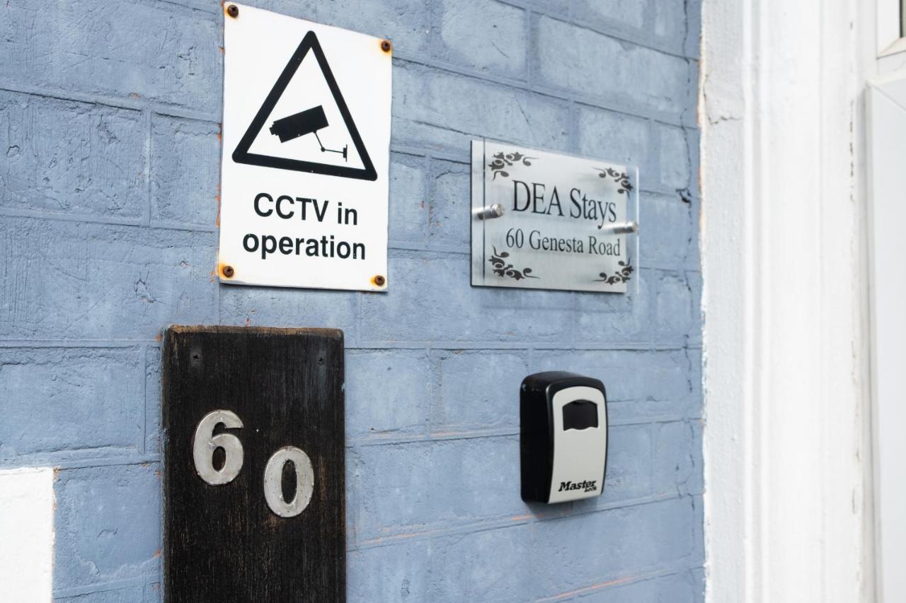 Modern accomodation in Westcliff-On-Sea - B&B