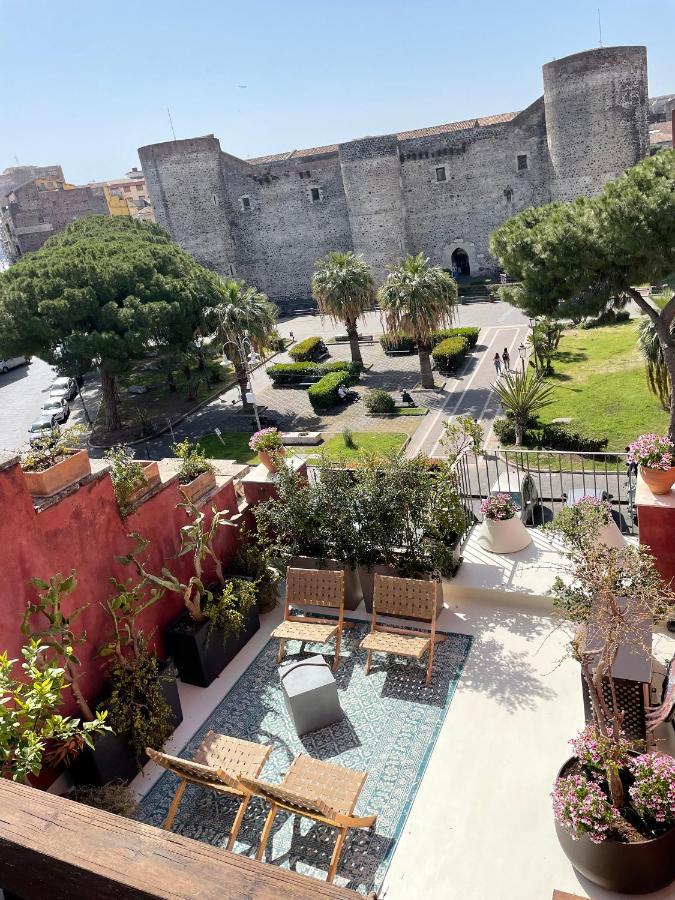 SCSURG Unique and Modern penthouse in the historic center - Ferienwohnung Catania