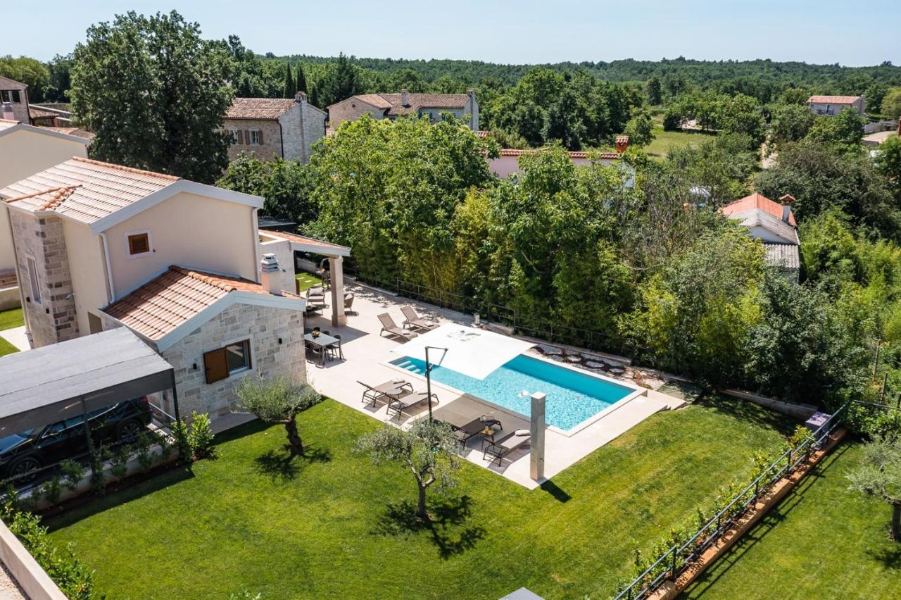 Villa Alloro Muntrilj with pool - B&B Muntrilj