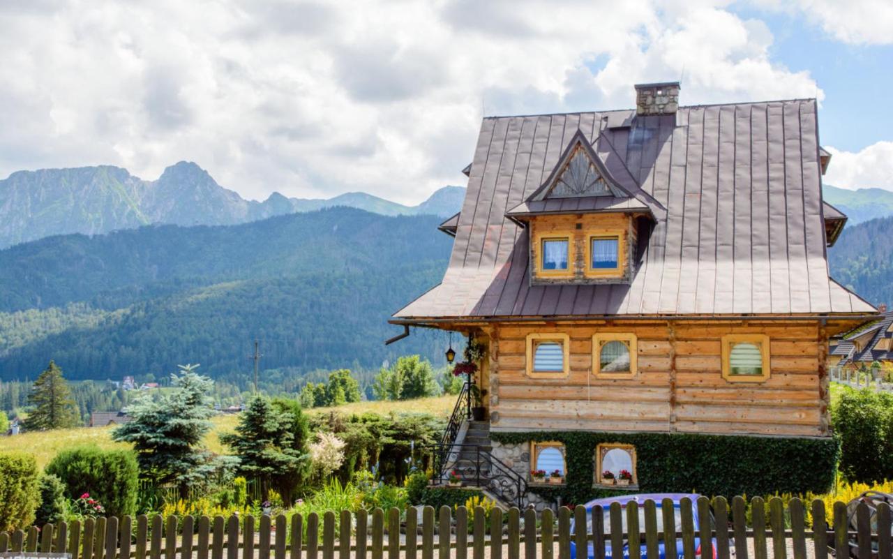 Wczasy u Helenki - B&B