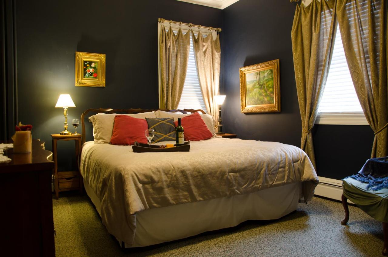 Carisbrooke Inn Bed & Breakfast - Bed and Breakfast Ventnor City