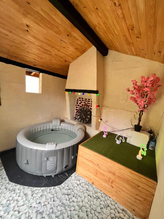 MAISON PRATS - Bed and Breakfast