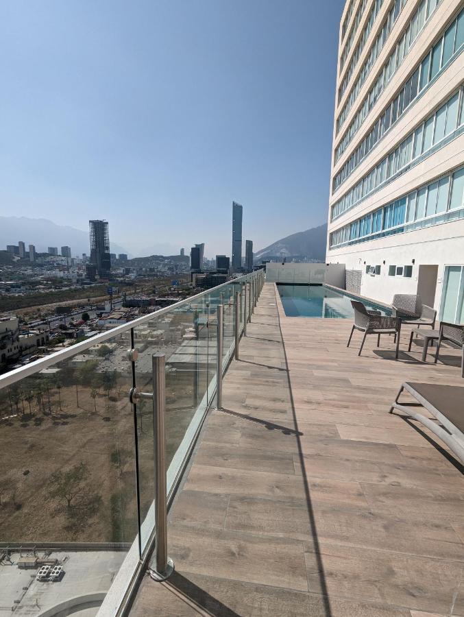 Stylish Panoramic Views City Loft - B&B