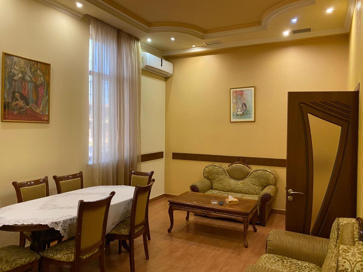 Green House - B&B Parakar