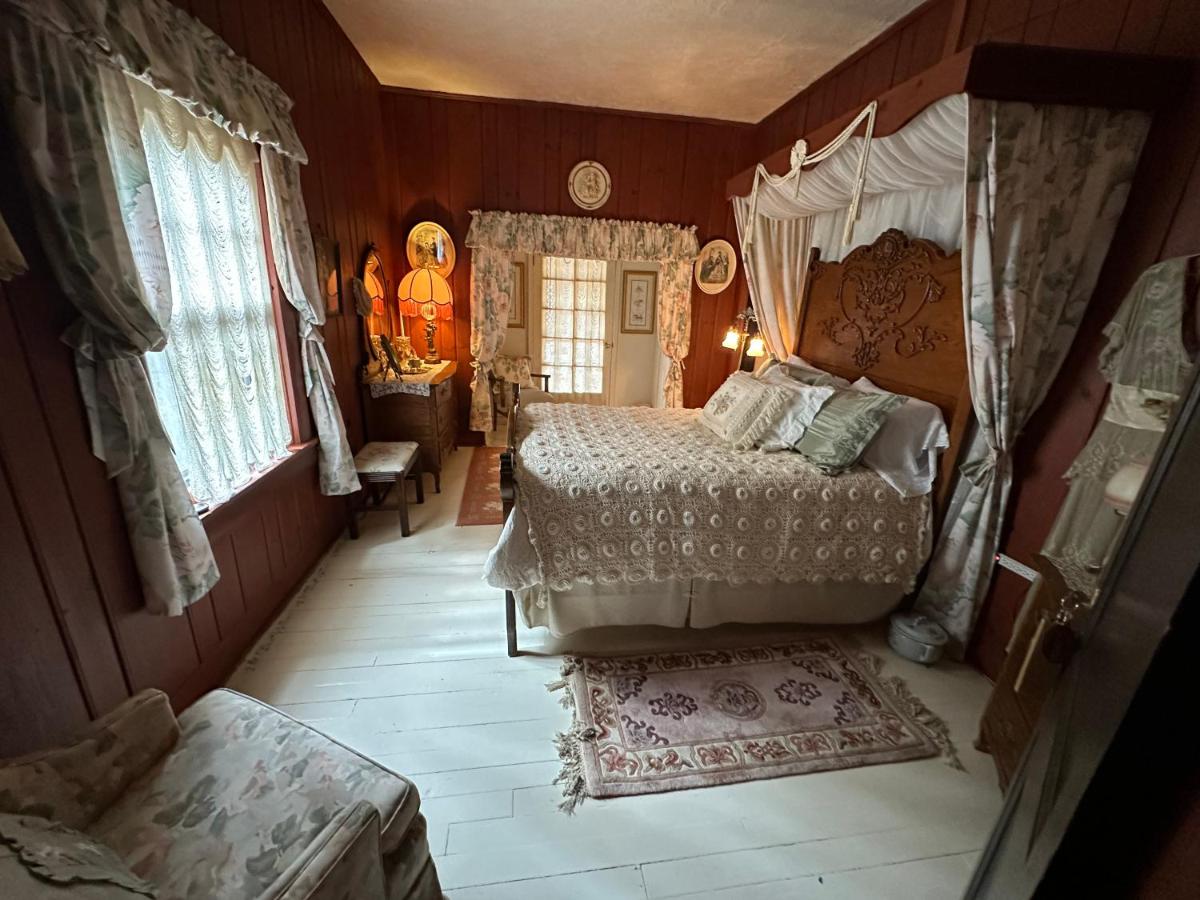 Double Room with Patio
