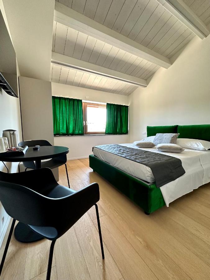 Studio mit Kingsize-Bett
